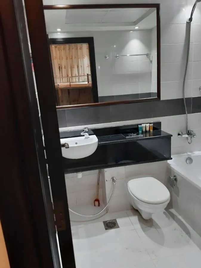 Decent Boys Hostel In Center Of Bur Dubai Next To Burjuman Metro Station With All Free Facilities 0*,